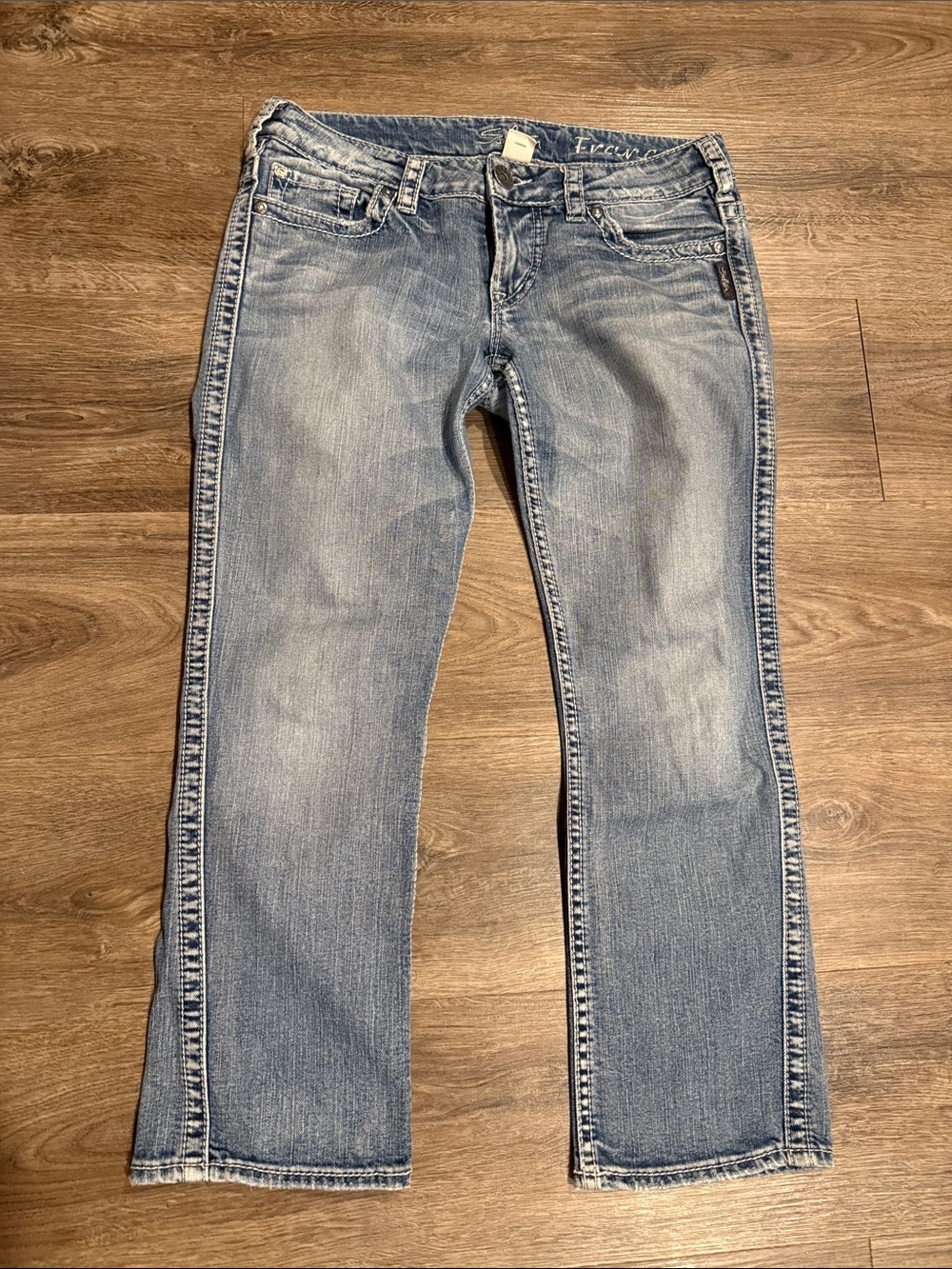 Frances Capri Silver Jeans Size 28
